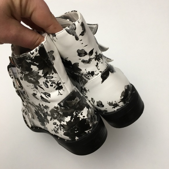 Floral Buckle Straps Studded Combat Ankle Boots - Picture 6 of 6